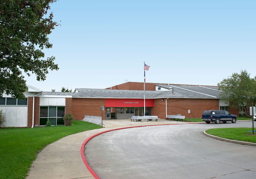 Centerville Lakeview Elementary Read More